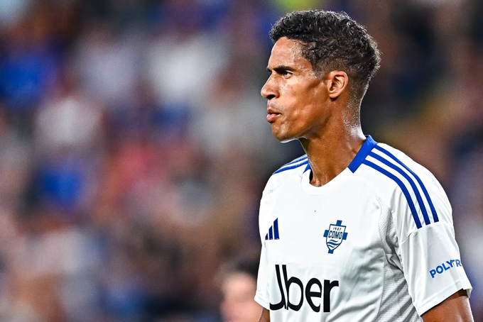 Varane sắp bị Como thanh lý hợp đồng